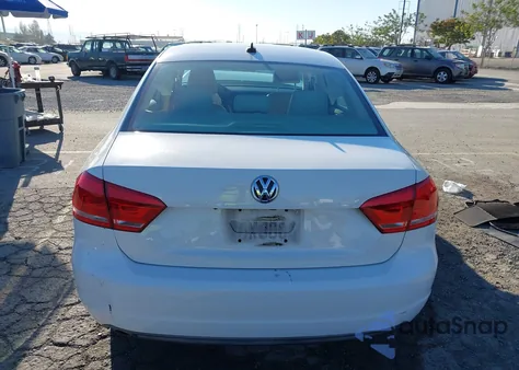 2014 Volkswagen Passat 2.0L Tdi Se z USA, uszkodzony, nr VIN 1VWBN7A37EC109960